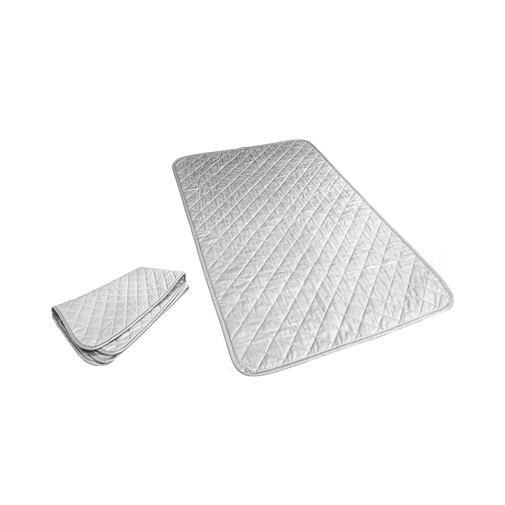 MAT100 + foldable and folded out