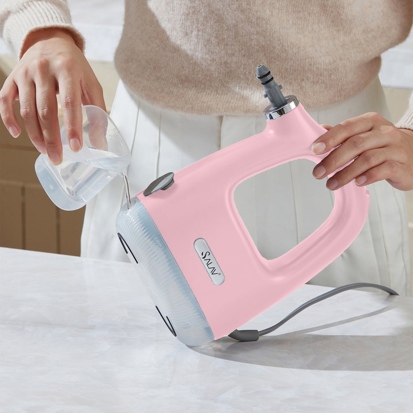 CS100+Pink+Woman filing water tank