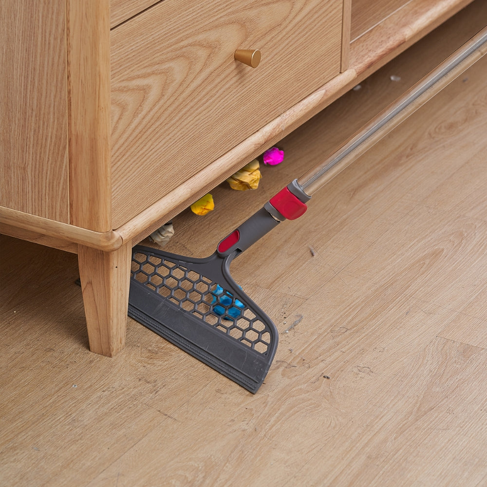 sweeper head cleaning wood floors