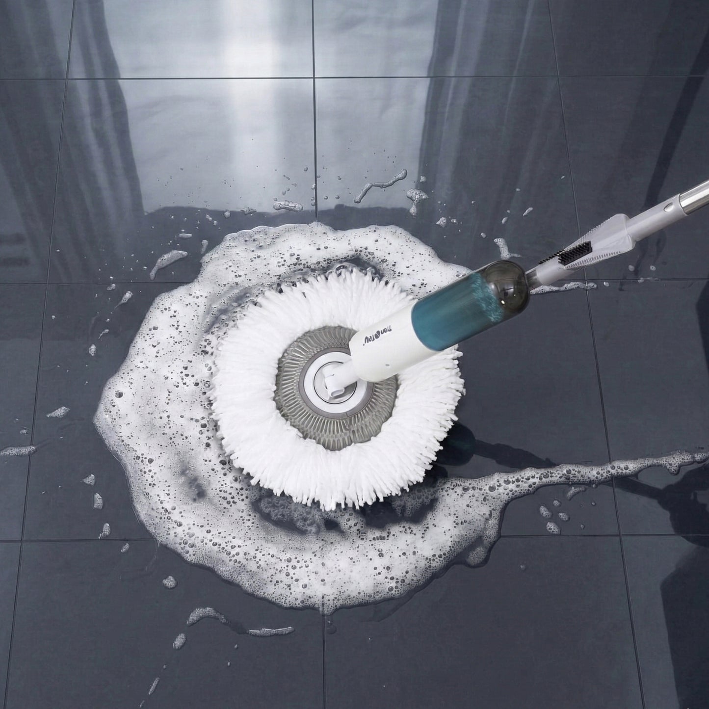 SPRAY400+WHITE+MOP HEAD ON TILE