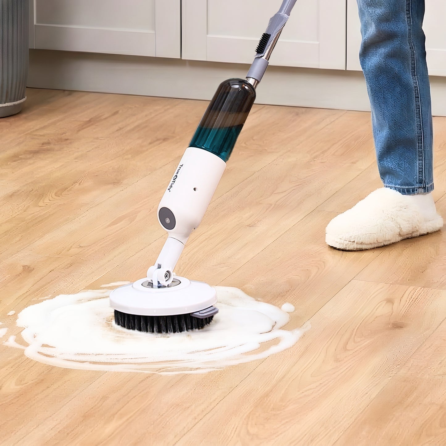 SPRAY400+WHITE+SCRUB BRUSH ATTACHMENT ON LVP FLOORS